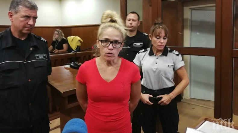 Прокуратурата поиска забрана за напускане на страната за Иванчева и Петрова