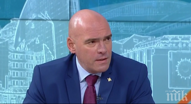 Експерт с важен съвет: Внимавайте какво правят децата ви в интернет