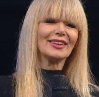  Людмила Захажаева обсебена от Лили Иванова - майката на Вулева стана клонинг на певицата (СНИМКИ)