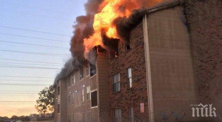 родители хвърлиха бебето прозореца спасят пожар