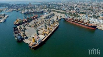 бутат стари сгради варненското пристанище