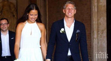 ана иванова почти показа сина швайнщайгер снимка