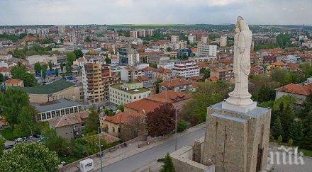 годишен учител хасково получи награда проявен героизъм бойното поле години закъснение