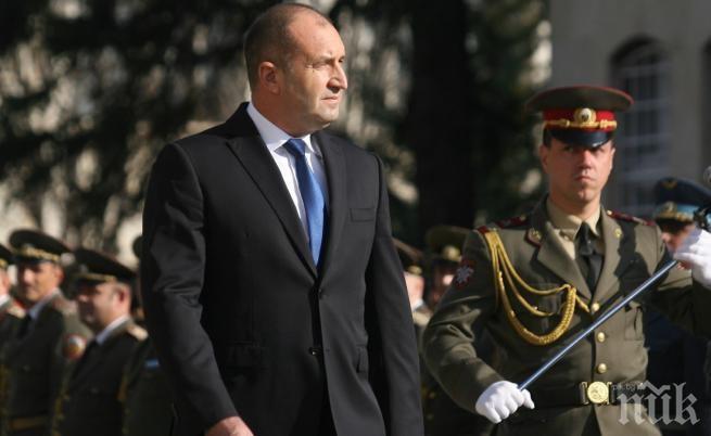 Румен Радев: Който иска да помага, намира начин