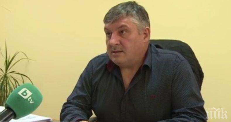Проверяват кмета на Гулянци, дал поръчки за 1,5 млн. лв. на бившата си жена и мъжа на подчинена