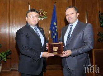 младен маринов обеща подкрепа пътя европа колегата скопие