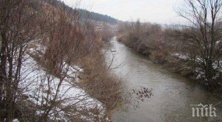 потоп синоптици предупреждават опасност наводнения следващите дни