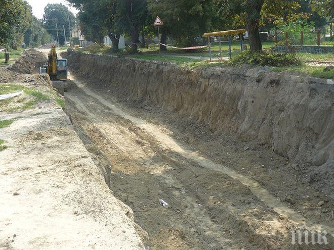 Пропукани къщи в столичния квартал Люлин след изкоп за строеж