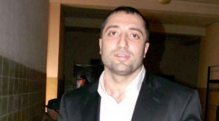 митьо очите подставени лица нап връща владенията