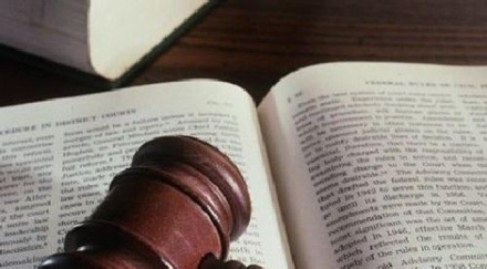 години пандиза мъж метнал сестра етаж