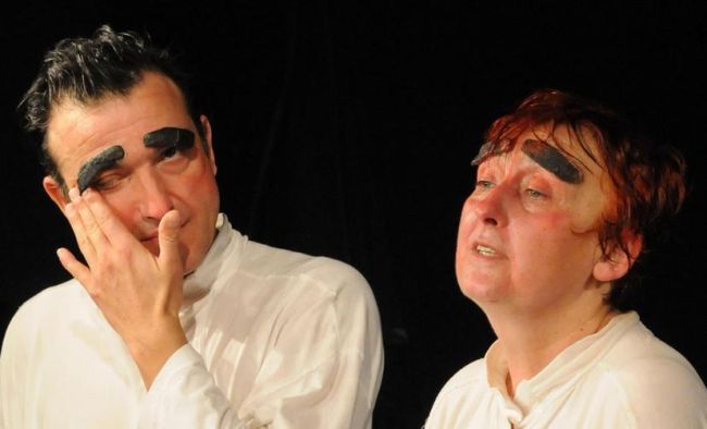 Зуека и Нина плакаха на раздяла