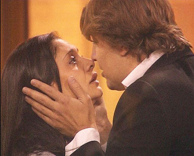 Мариана си купува апартамент с хонорара от Къщата