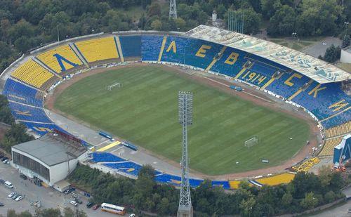 Левски строи 28-хилядно покрито бижу