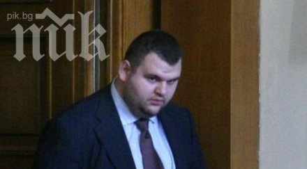 габрово протестират делян пеевски