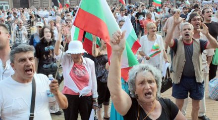 орешарски търси помощ протестиращите кани среща