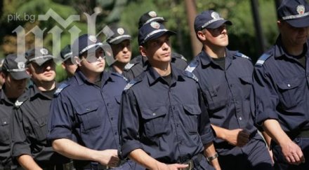 сериозен недостиг полицаи варна
