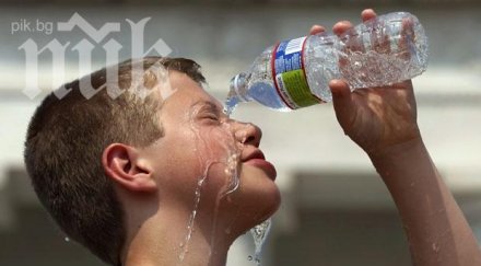горещините раздават безплатна минерална вода софия