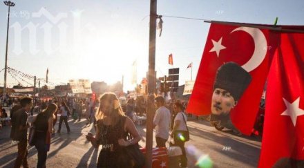 лос анджелис таймс турският успокои протестите засега