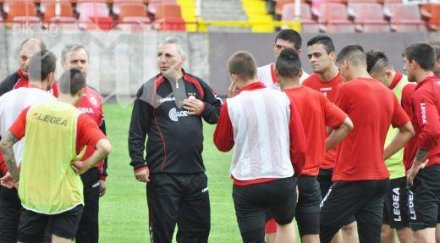 христо стоичков чака цска базата етрополе