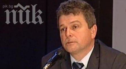 христо бозов отстраняването общинския съвет беше незаконно