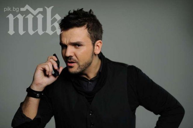 Графа има 30 чифта кецове