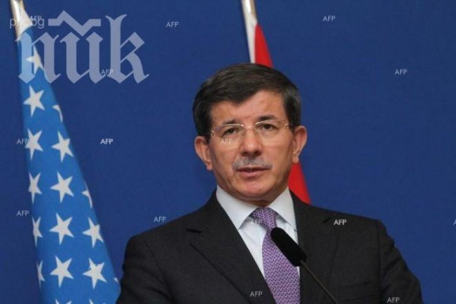 Външният министър на Турция обеща преодоляване на кризата