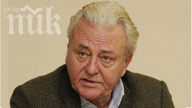 Асен Агов: Преди 25 г. бях на митингите, сега пак