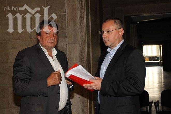 Червеняков пред ПИК: Не очаквам да ме накажат, че не гласувах за Пеевски