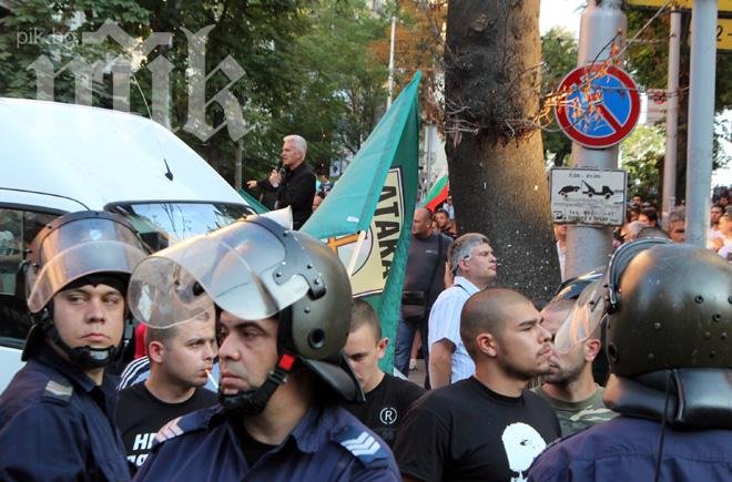 МВР не иска да пази психично лабилни политици