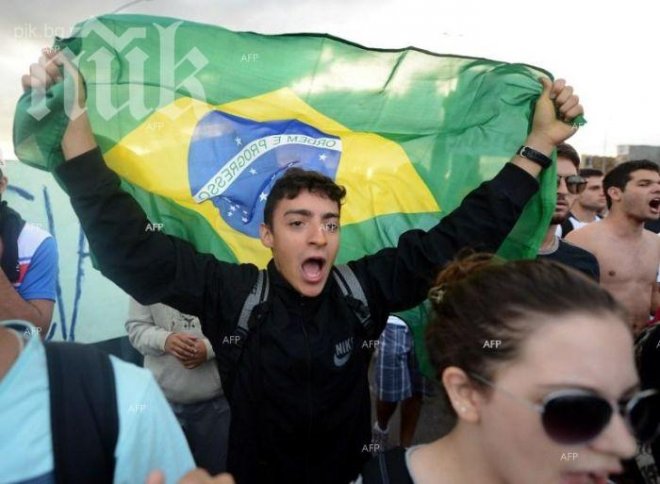 Протестанти щурмуваха парламента в Бразилия