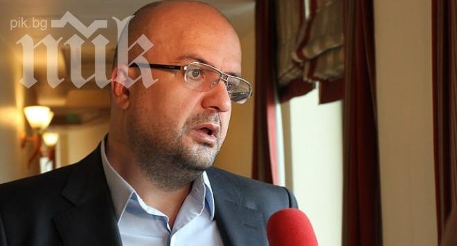 Камен Костадинов: ГЕРБ плаща на хората да излязат на улицата