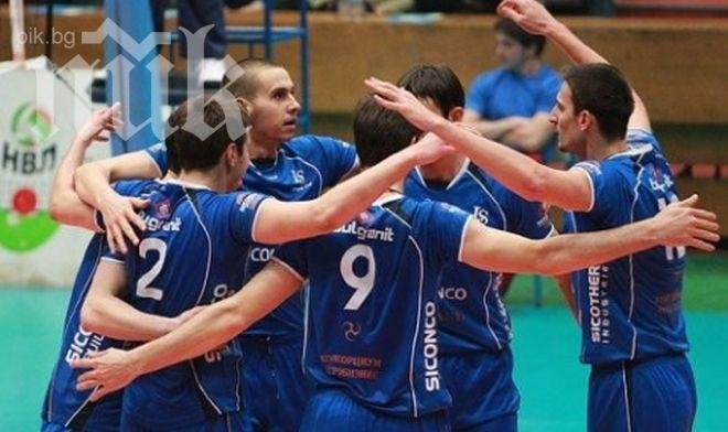 Левски преговаря с италиански треньор