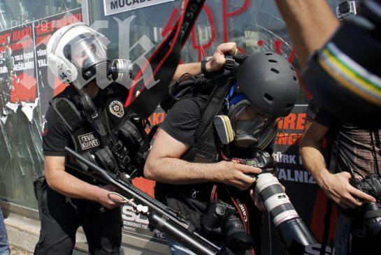 Арестуваните от парка Гези в неизвестност