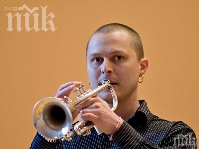 Гъмзата набъркан в измамна схема

 