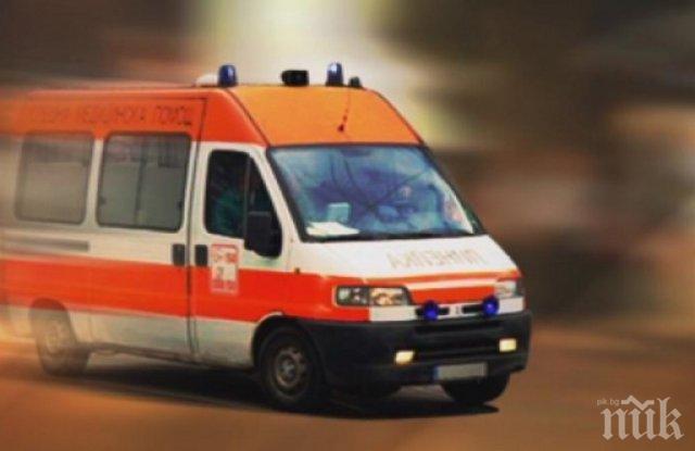 Жена и момиче в болница след автомеле в Пловдив