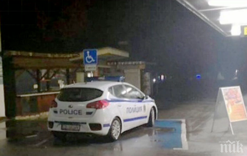 НЯМА ПРОШКА: Глобиха полицай - паркирал патрулката на място за инвалиди 