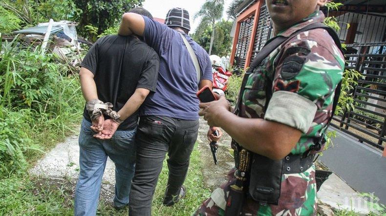 КАТО НА КИНО: Над 100 затворници духнаха от пандиз в Индонезия