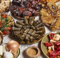 ПРАЗНИК Е: Всичко, което трябва да знаем за поверията и обичаите на Бъдни вечер