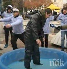 именници ловят шарани голи ръце