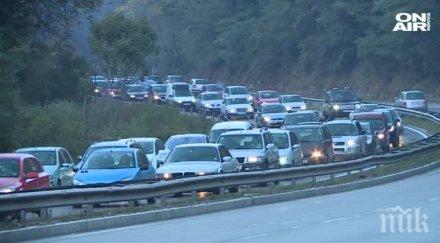 километрични задръствания блокираха входовете софия