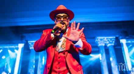 сам мъж женско царство устата показа кучката снимки