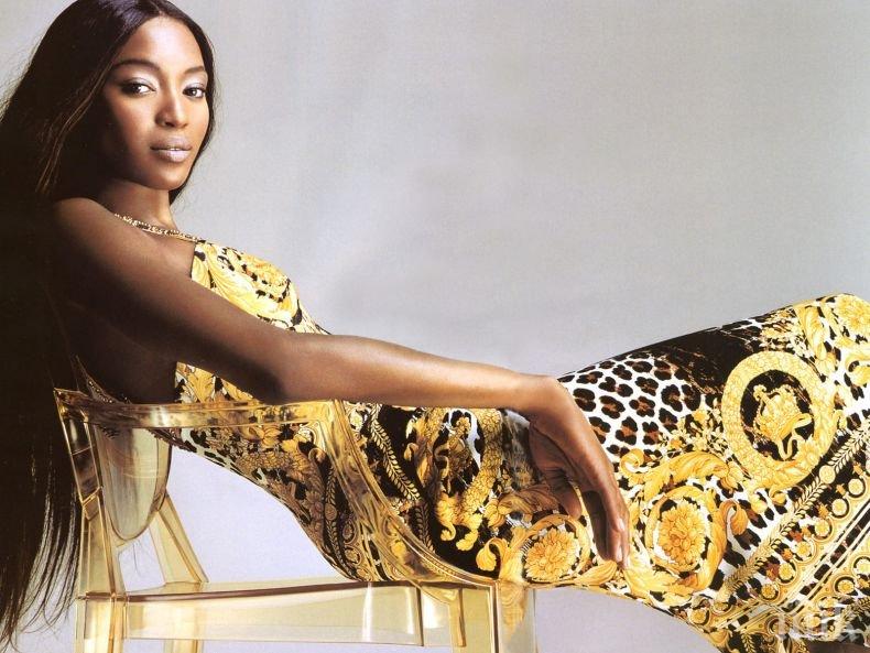 БЕЗ ЦЕНЗУРА: Наоми Кембъл разкрива тайните си в интернет