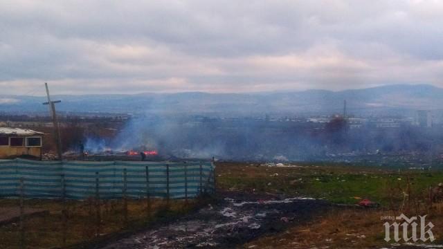 Околовръстното в София потъна дим заради горене на кабели