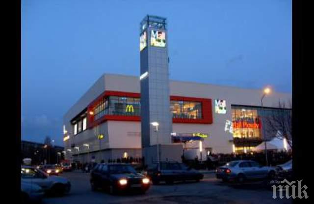 Масов бой пред пловдивски мол, вижте причината