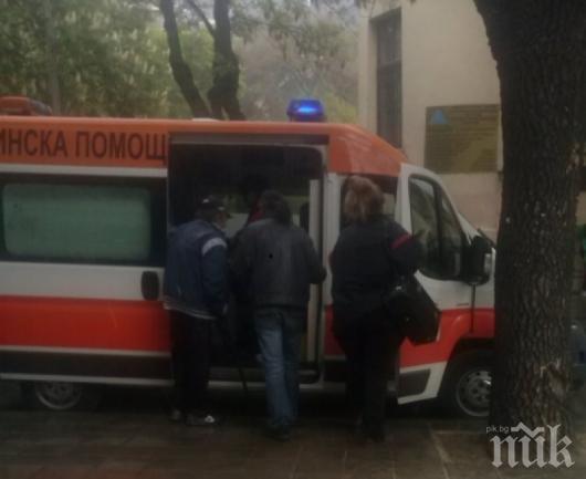 Нелеп инцидент навръх Никулден! Ток порази шивачка, докато украсява с лампички в цеха