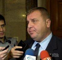Каракачанов: Няма нито едно незаконосъобразно решение на армията за изхранването на войската