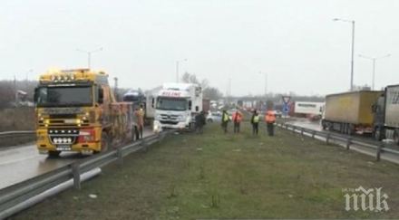 екшън турски тир дунав мост