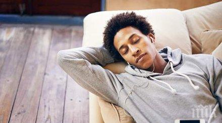 тийнейджър загина токов удар слушалките