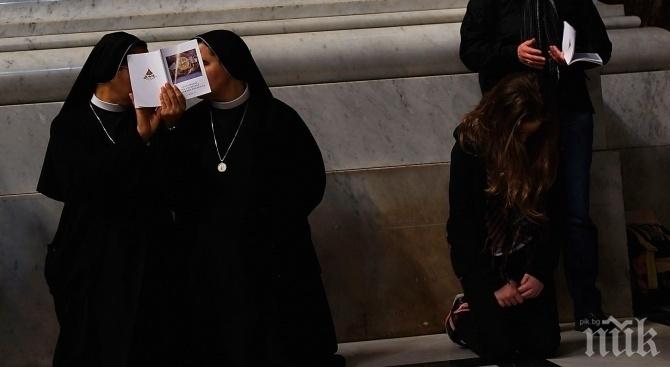 СТРАШЕН СКАНДАЛ: Монахини пръснаха 500 хил. долара по хазарт в Лас Вегас