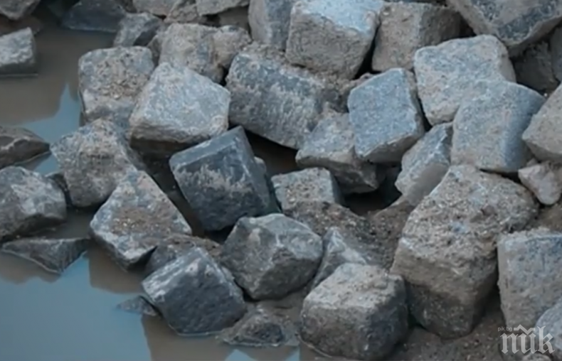 МИСТЕРИЯ: 8000 тона павета са изчезнали в София